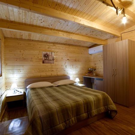 Country House Nonno Andrea Bed & Breakfast Limatola Dış mekan fotoğraf
